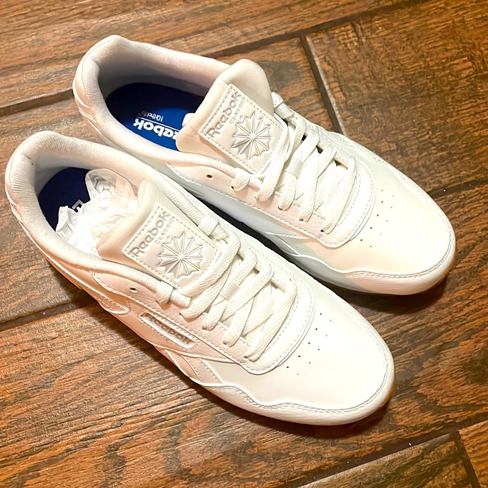 Reebok Classic Harman Run Women’s Shoes. White, Worn once, Good Condition.